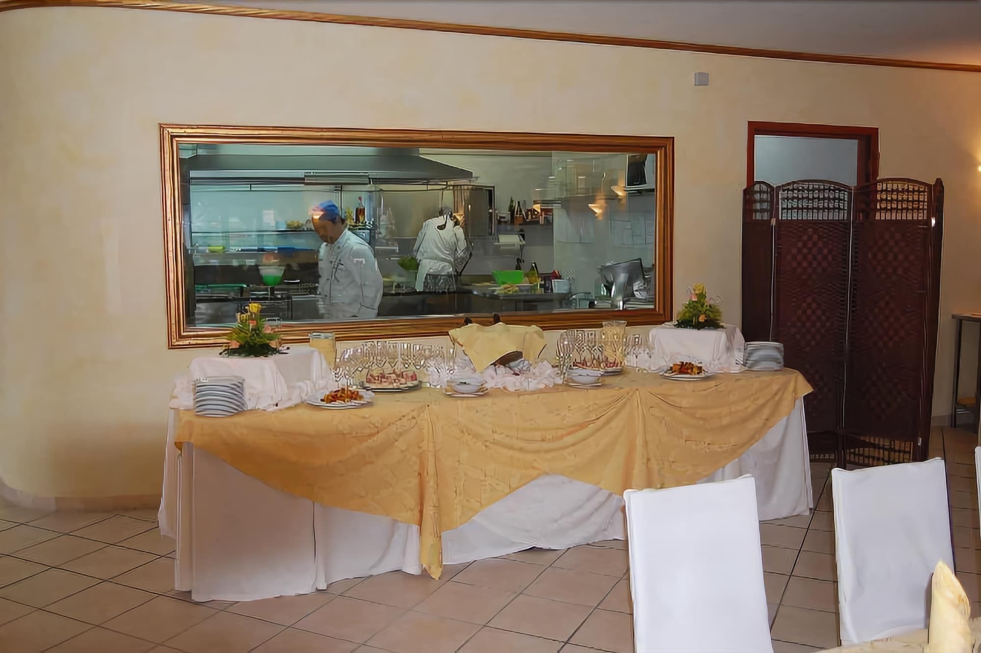 Hotel Centrale Sabaudia Buitenkant foto